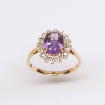 9ct Gold Amethyst/Diamond Ring